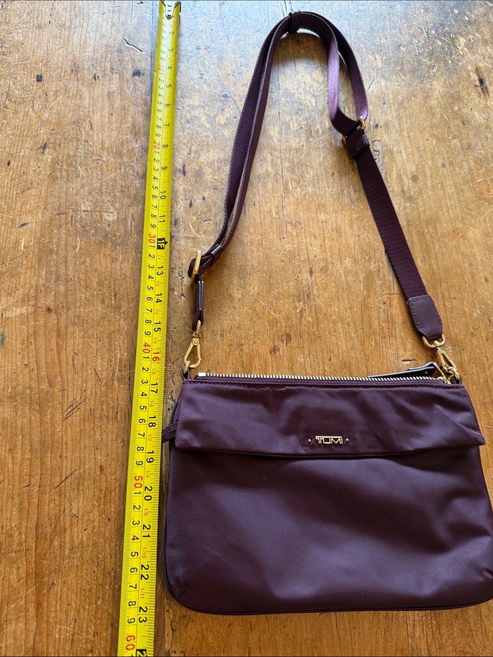 Tumi Voyager Collection Plum Nylon Crossbody with Gold Hardware & adjustable str - Picture 10 of 10